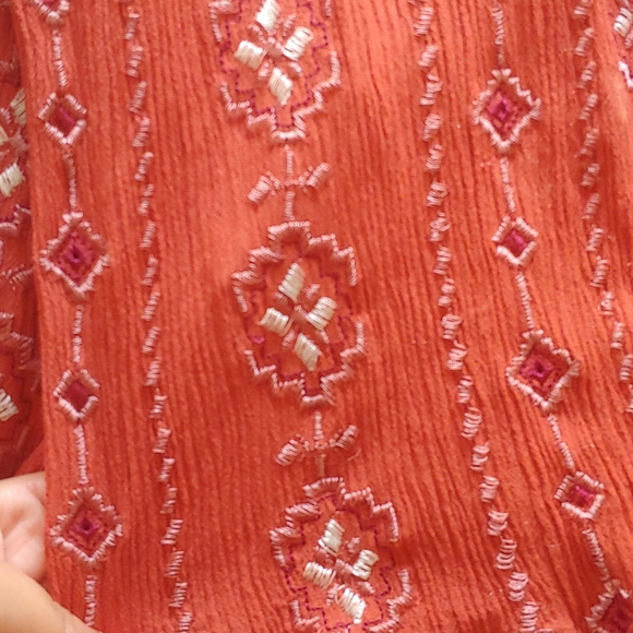 Francesca’s Embroidered Dark Orange/Red Romper Medium - Picture 3 of 7